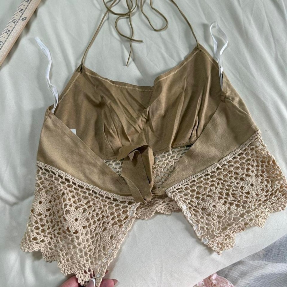crochet halter top ‎ Y2K crochet trim halter top large - Picture 5 of 6